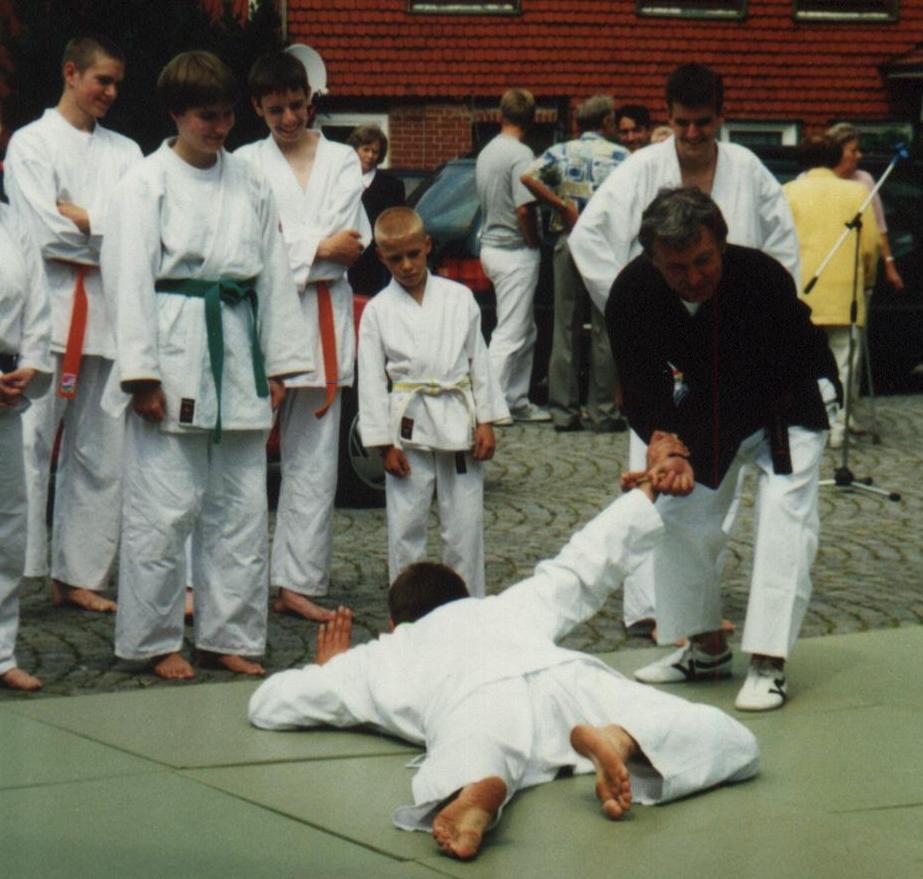 Der Meister zaubert, die Schüler staunen